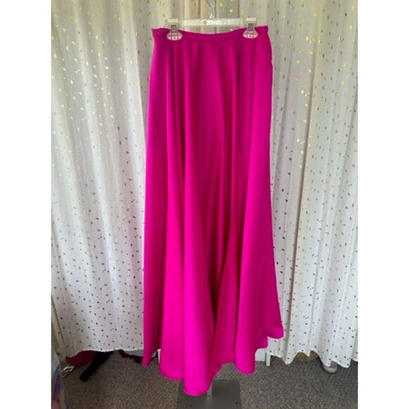 La Femme Two Crop Top Piece Peek A Boo Dress Shorts With Train Skirt Size 4 - Picture 6 of 11